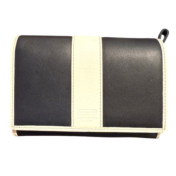 Coach Leatherware Navy & Ivory Smooth Leather Bifold Wallet Vintage 2000s - Picture 8 of 10